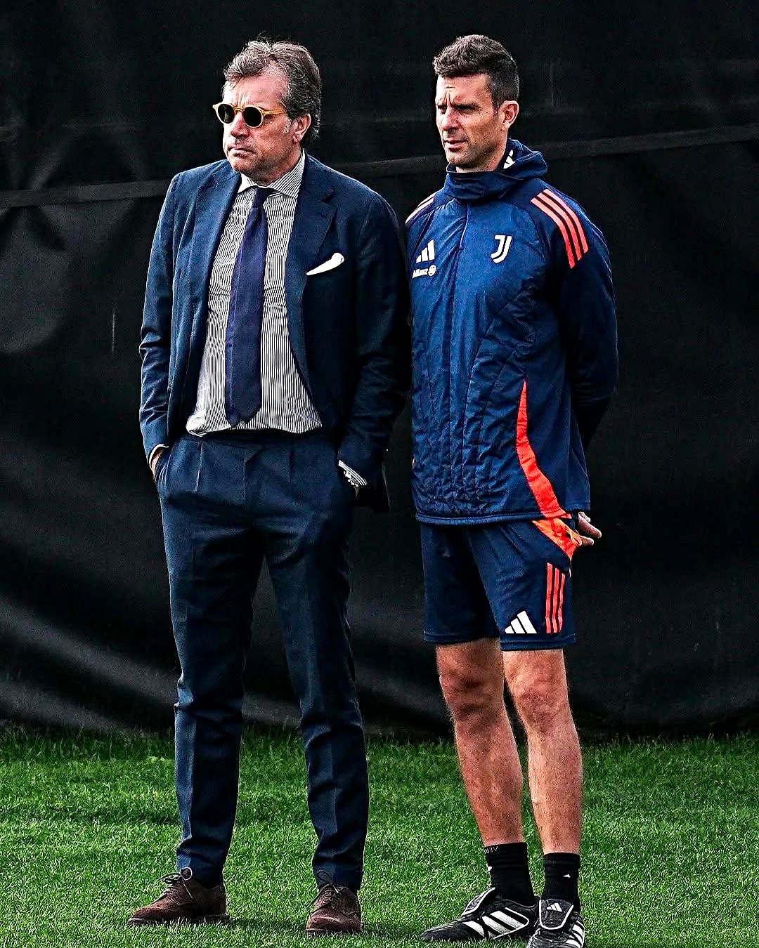 开云棋牌官网关于尤文图斯训练开放日；国际比赛日篮板制胜引欢呼；社区盾在即；纪律约束更严格的信息